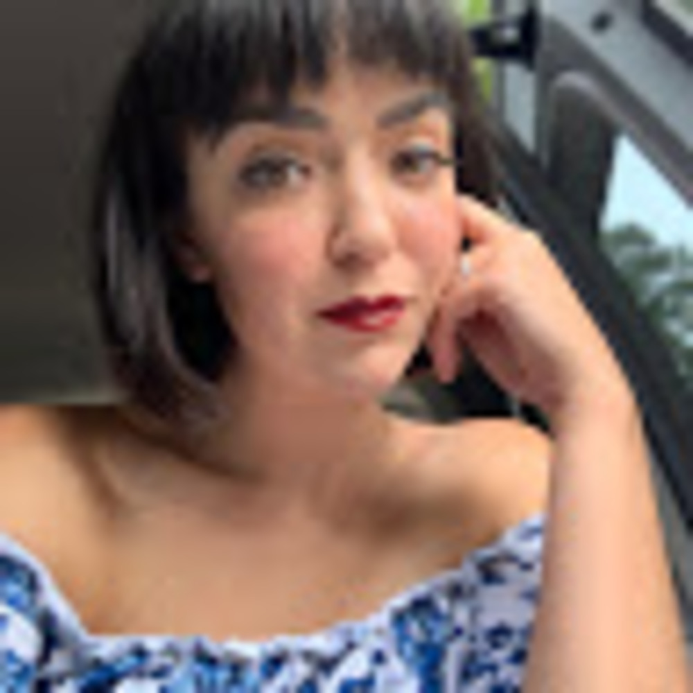 Meet your Posher, Stephanie